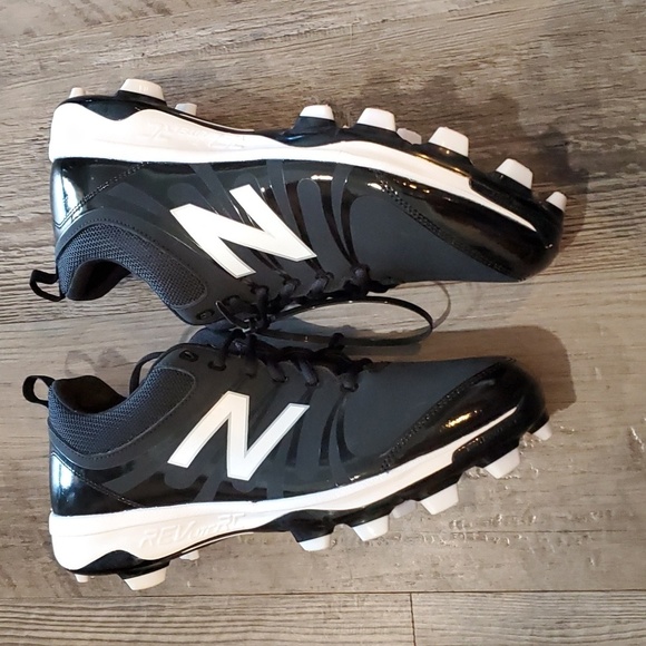 New Balance Tupelo v2 Molded Baseball Cleats main image 4